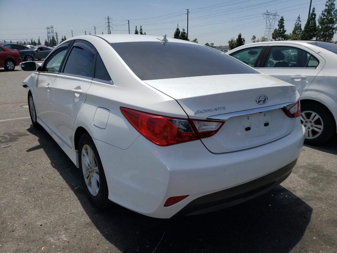 Photo 3 from auction – 2014 HYUNDAI SONATA GLS with VIN 5NPEB4AC8EH866023