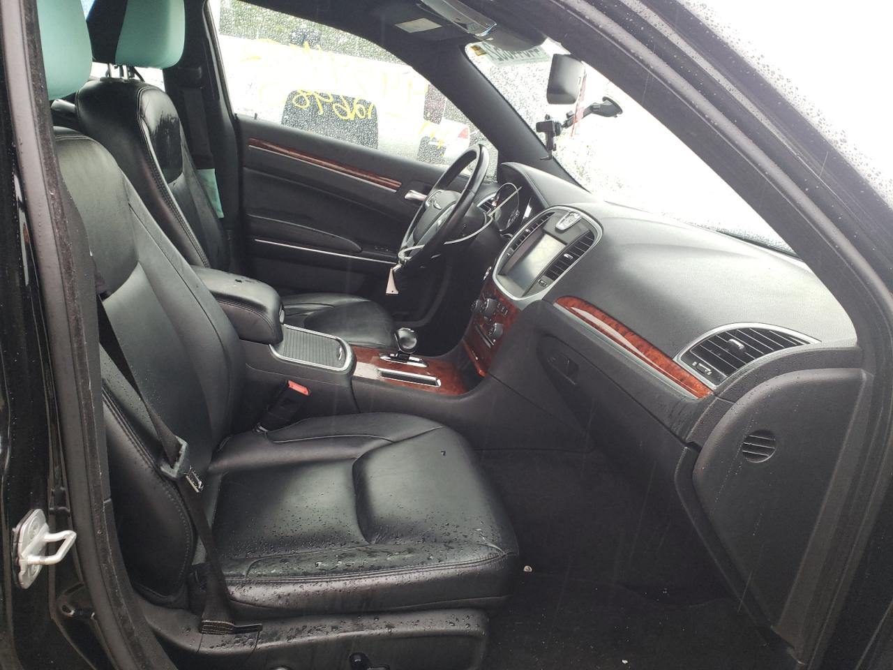Photo 5 from auction – 2012 CHRYSLER 300 LIMITE with VIN 2C3CCACG6CH283589