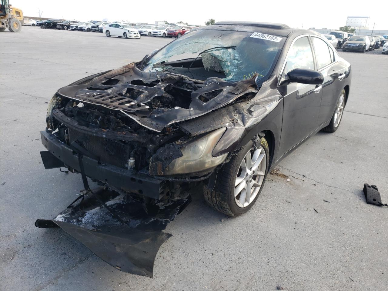 Photo 2 from auction – 2011 NISSAN MAXIMA S with VIN 1N4AA5AP0BC825490
