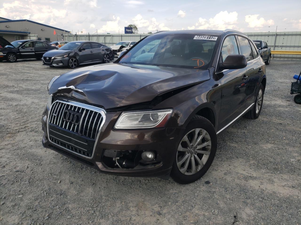 Photo 2 from auction – 2014 AUDI Q5 PREMIUM with VIN WA1LFAFP1EA068986