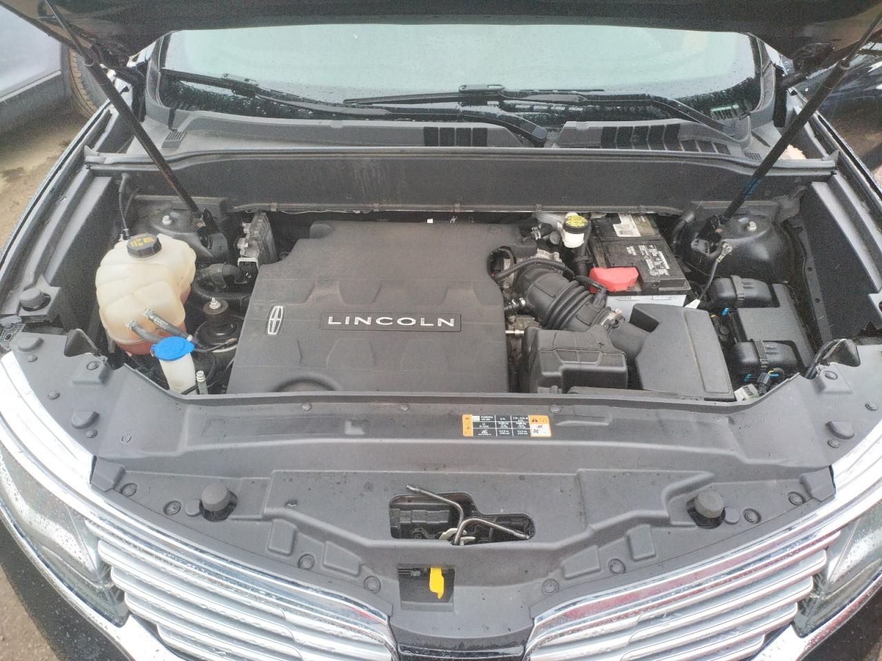 Photo 7 from auction – 2017 LINCOLN MKX SELECT with VIN 2LMPJ8KR5HBL28661