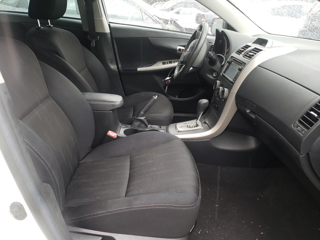 Photo 5 from auction – 2013 TOYOTA COROLLA BA with VIN 5YFBU4EE4DP099300