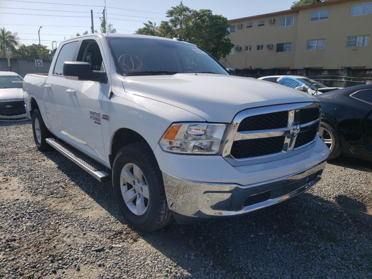 RAM 1500 CLASS 2020 مع رقم تعريف المركبة 3C6RR7LT1LG175649 - صورة من المزاد
