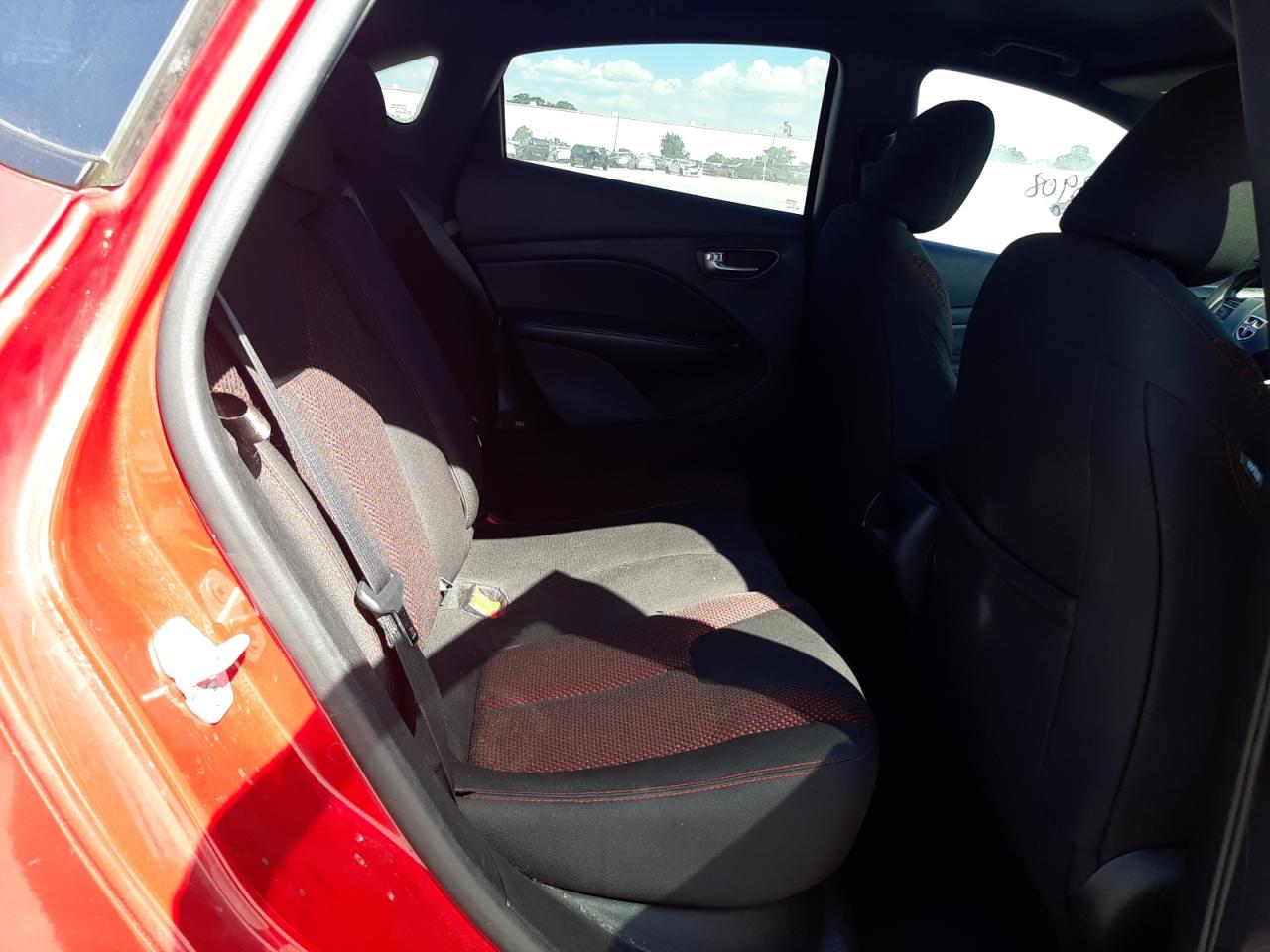 Photo 6 from auction – 2016 DODGE DART SXT with VIN 1C3CDFBB6GD504756