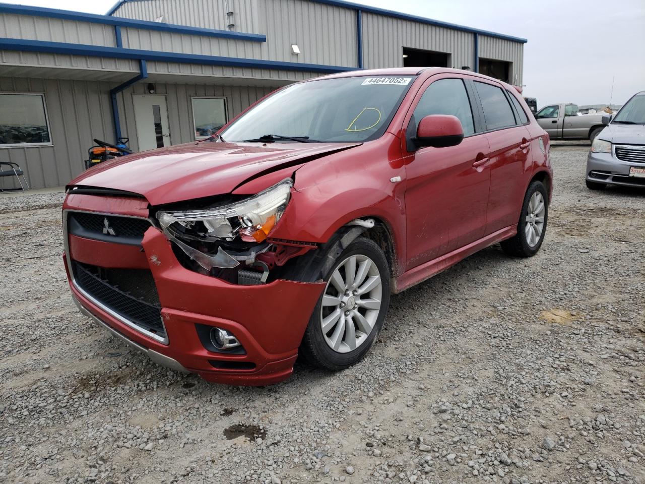 Photo 2 from auction – 2011 MITSUBISHI OUTLANDER with VIN JA4AR4AU1BZ010855