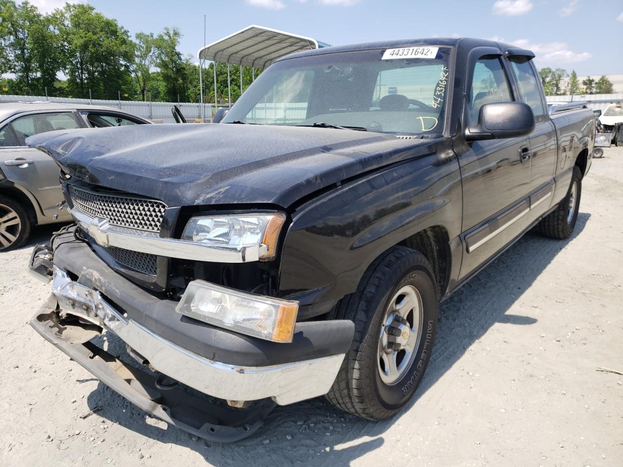 Photo 2 from auction – 2003 CHEVROLET SILVERADO with VIN 2GCEC19V831406036