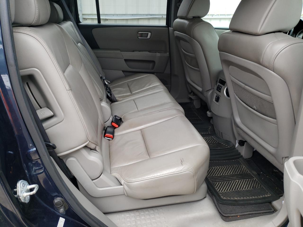 Photo 6 from auction – 2010 HONDA PILOT EXL with VIN 5FNYF3H5XAB001954