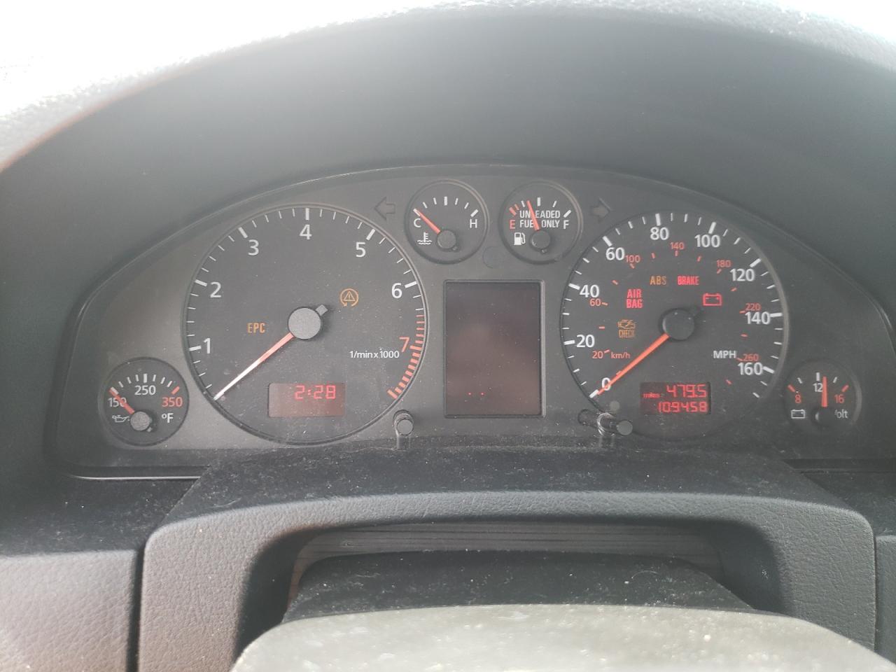 Photo 8 from auction – 2001 AUDI A6 2.7T QU with VIN WAUED64B01N067367