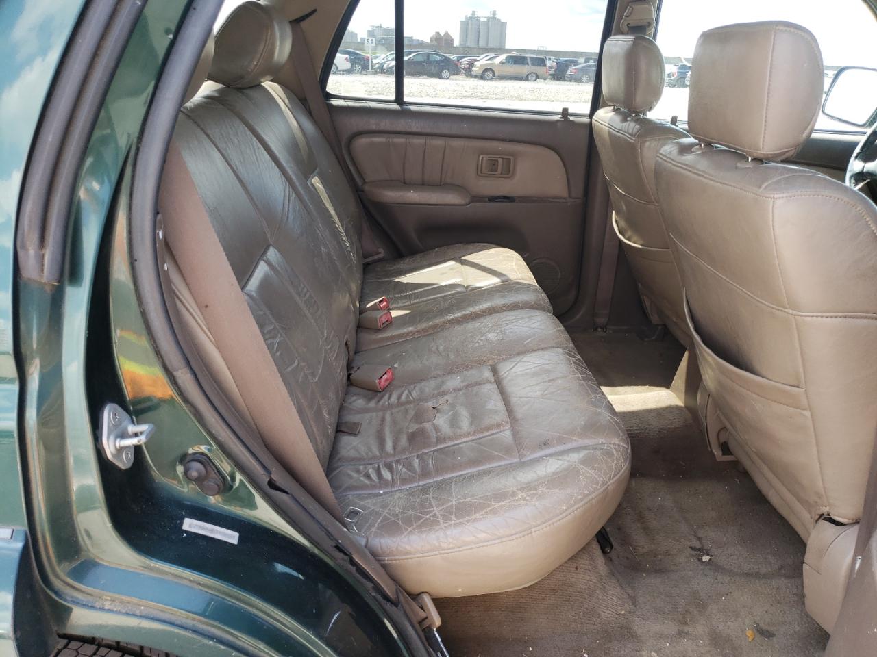 Photo 6 from auction – 2001 TOYOTA 4RUNNER SR with VIN JT3GN86R110209693