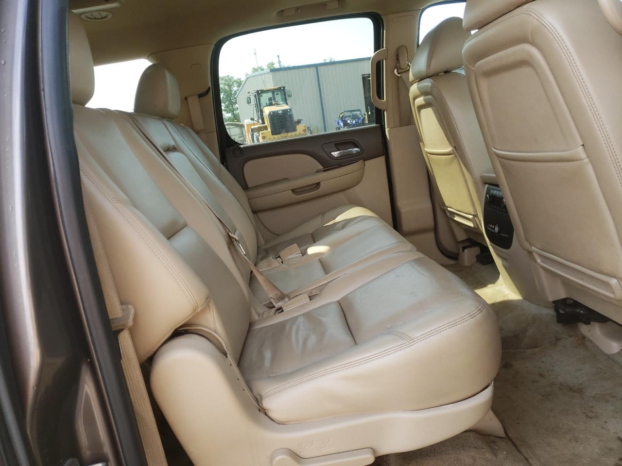 Photo 6 from auction – 2012 CHEVROLET SUBURBAN C with VIN 1GNSCKE06CR107078
