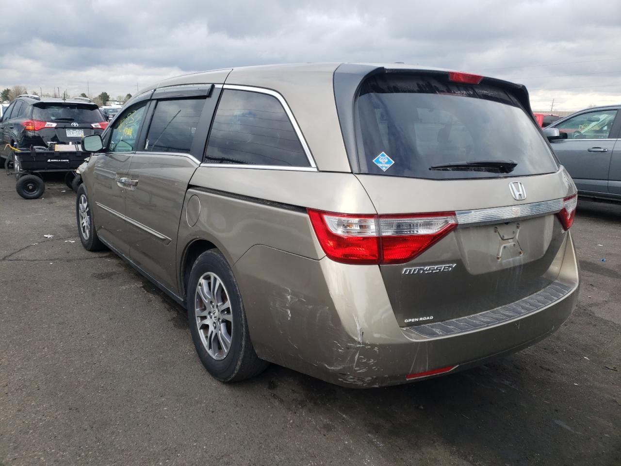 Photo 3 from auction – 2012 HONDA ODYSSEY EX with VIN 5FNRL5H69CB046811