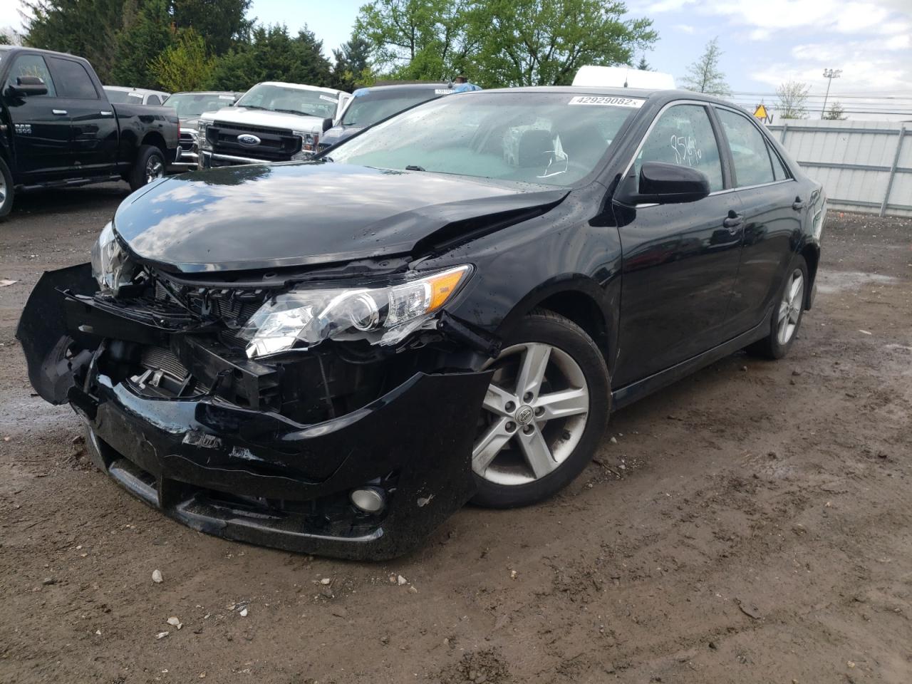 Photo 2 from auction – 2012 TOYOTA CAMRY BASE with VIN 4T1BF1FK2CU572119