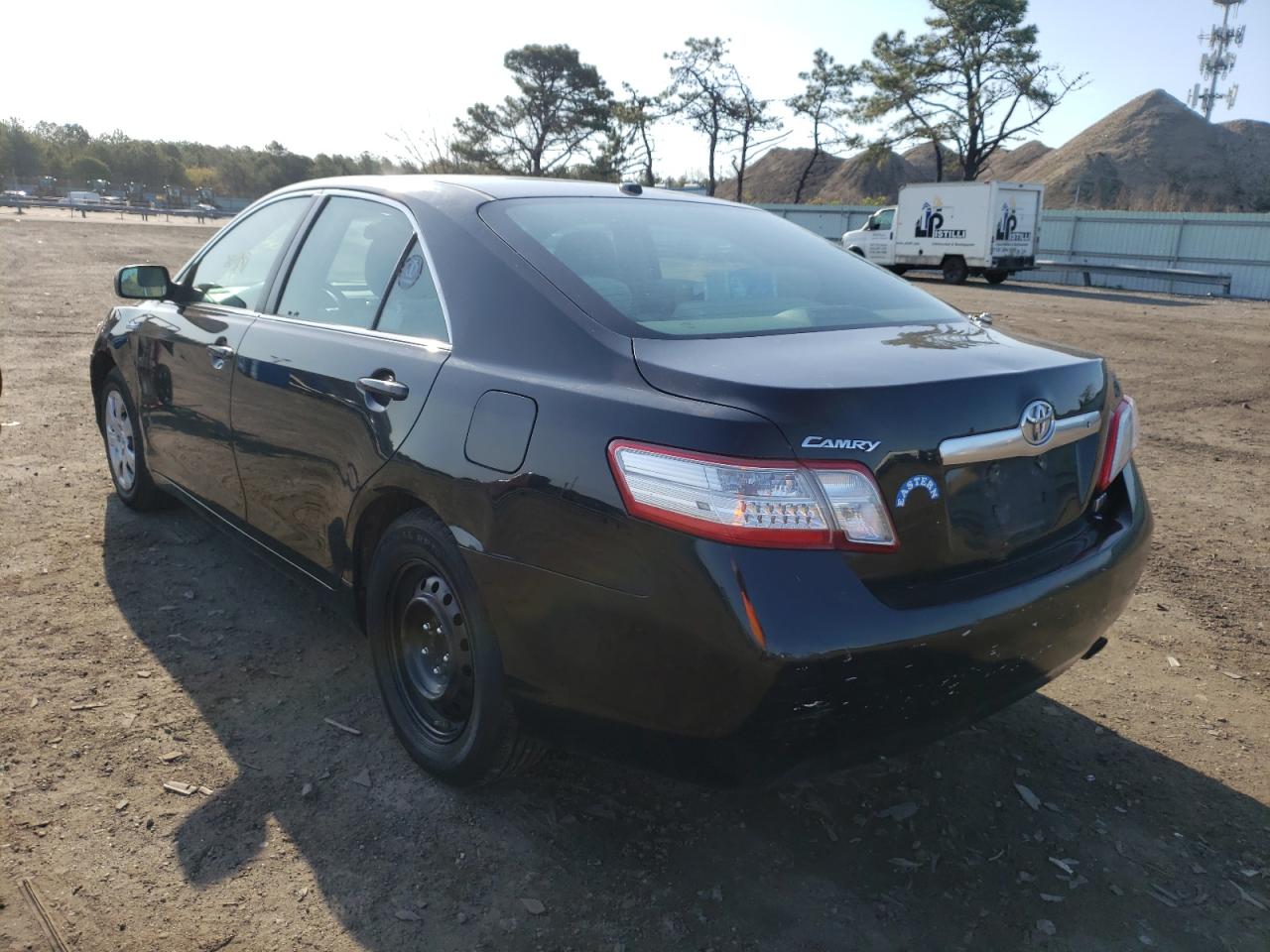 Photo 3 from auction – 2011 TOYOTA CAMRY HYBR with VIN 4T1BB3EK6BU142245