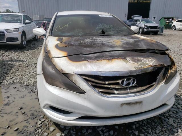 Photo 9 from auction – 2013 HYUNDAI SONATA GLS with VIN 5NPEB4AC4DH570141