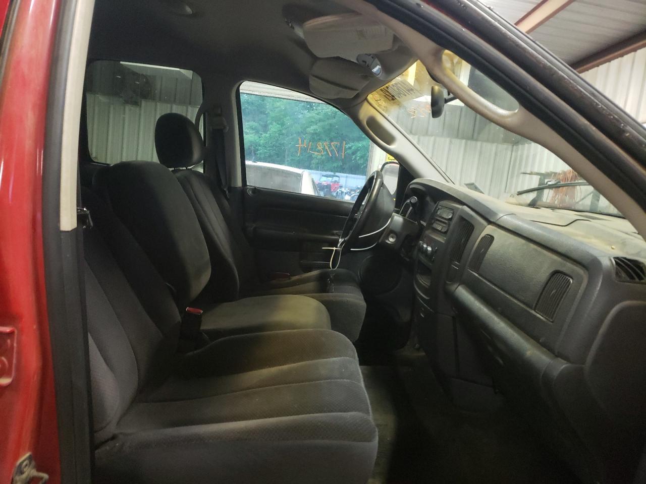 Photo 5 from auction – 2002 DODGE RAM 1500 with VIN 1D7HA18N92S646432