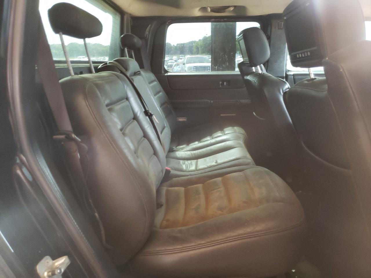 Photo 6 from auction – 2006 HUMMER H2 SUT with VIN 5GRGN22U96H114678