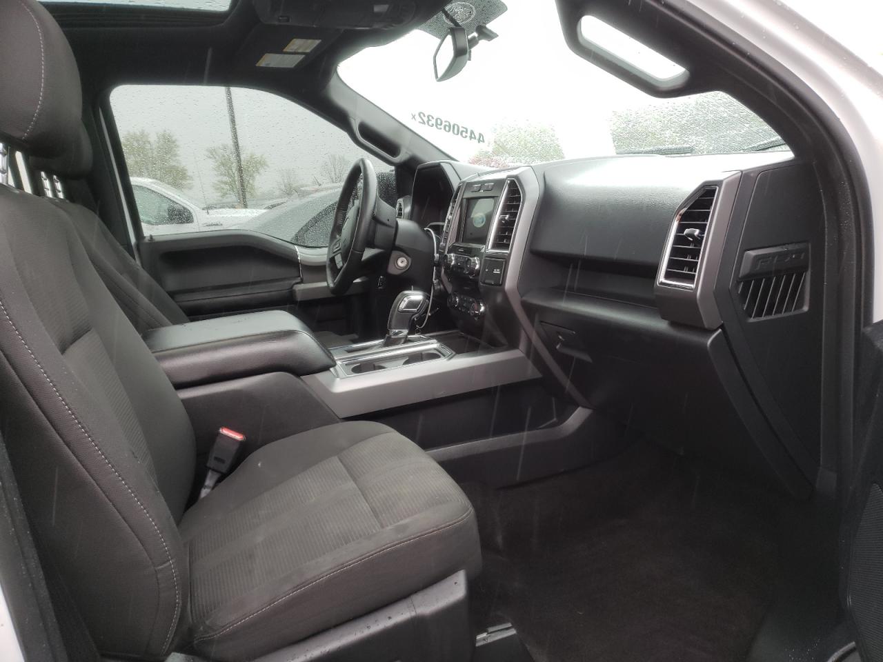 Photo 5 from auction – 2016 FORD F150 SUPER with VIN 1FTEW1EP7GFB97806