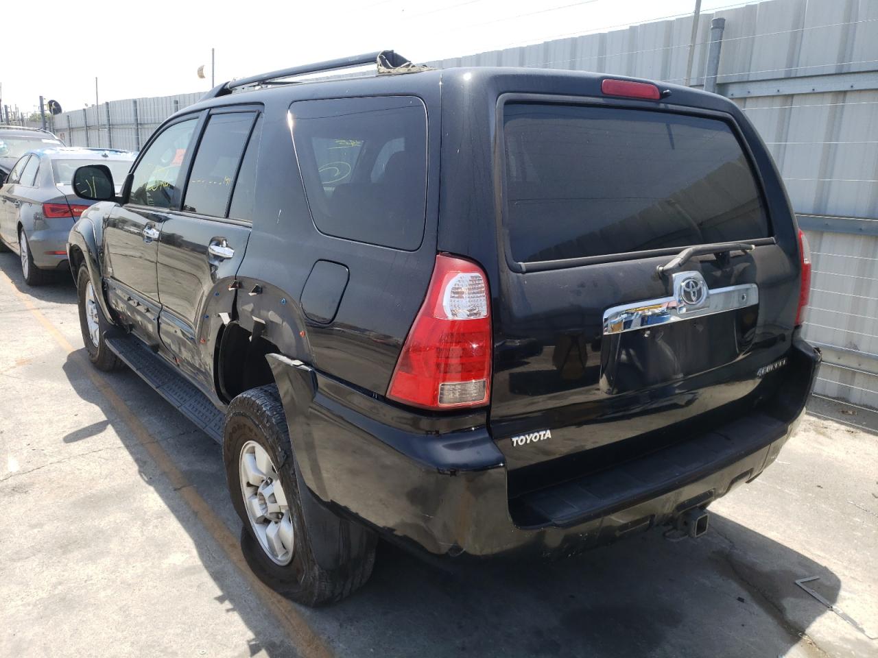 Photo 3 from auction – 2006 TOYOTA 4RUNNER SR with VIN JTEZU14R960080963