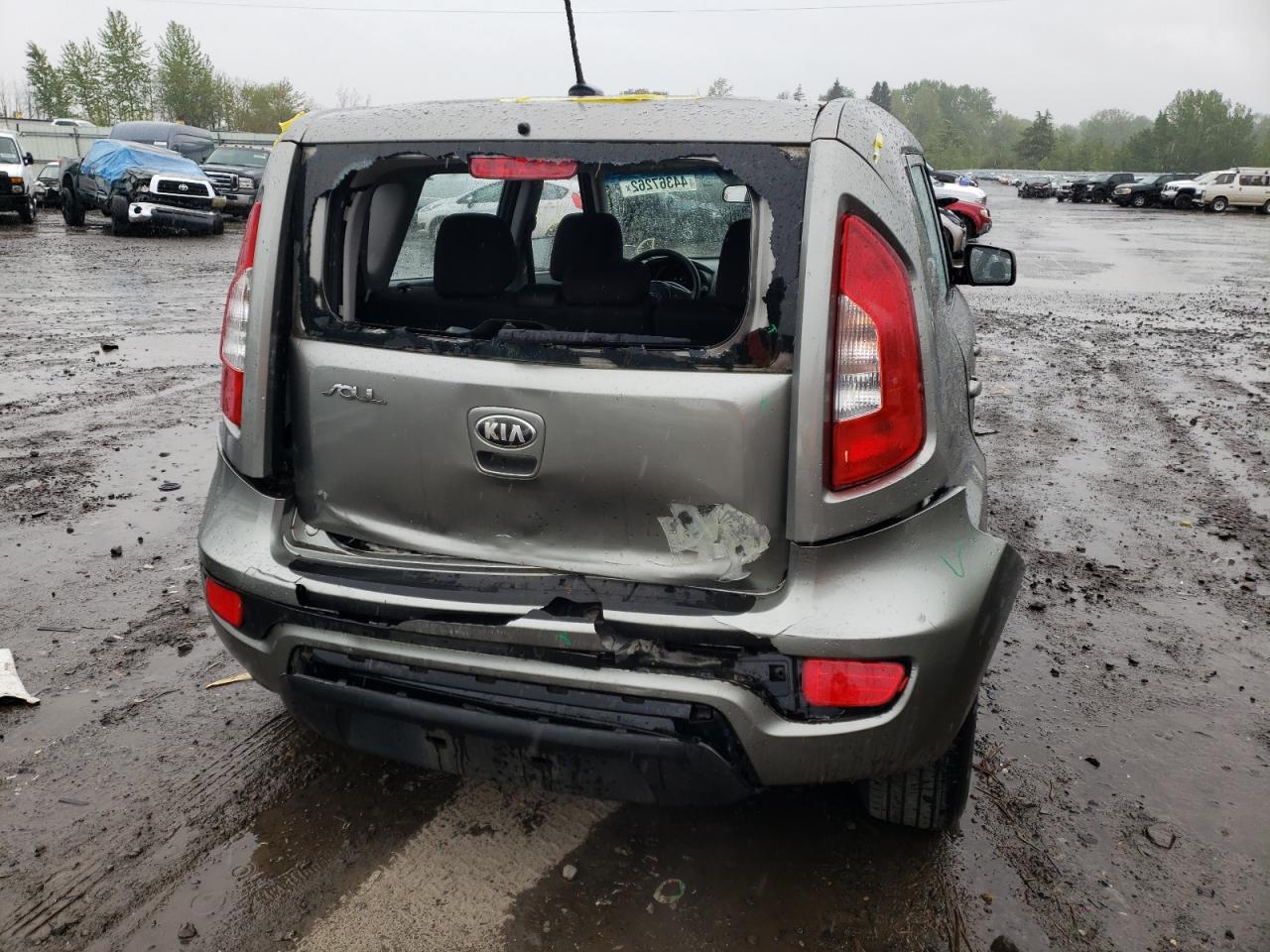 Photo 9 from auction – 2013 KIA SOUL with VIN KNDJT2A53D7589141