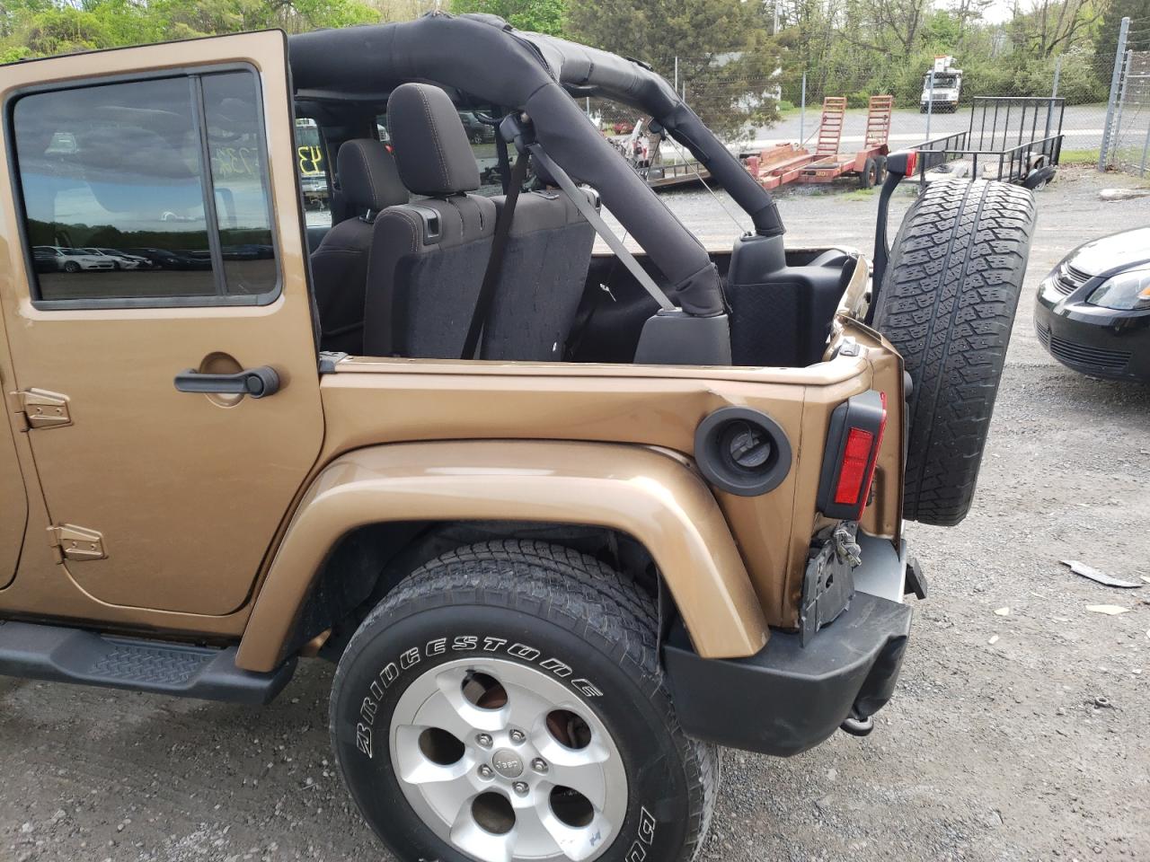 Photo 9 from auction – 2015 JEEP WRANGLER U with VIN 1C4BJWEG2FL638935