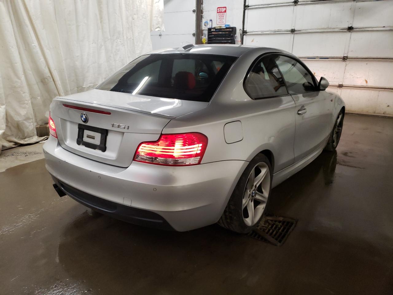 Photo 4 from auction – 2009 BMW 135 I with VIN WBAUC73569VK94705