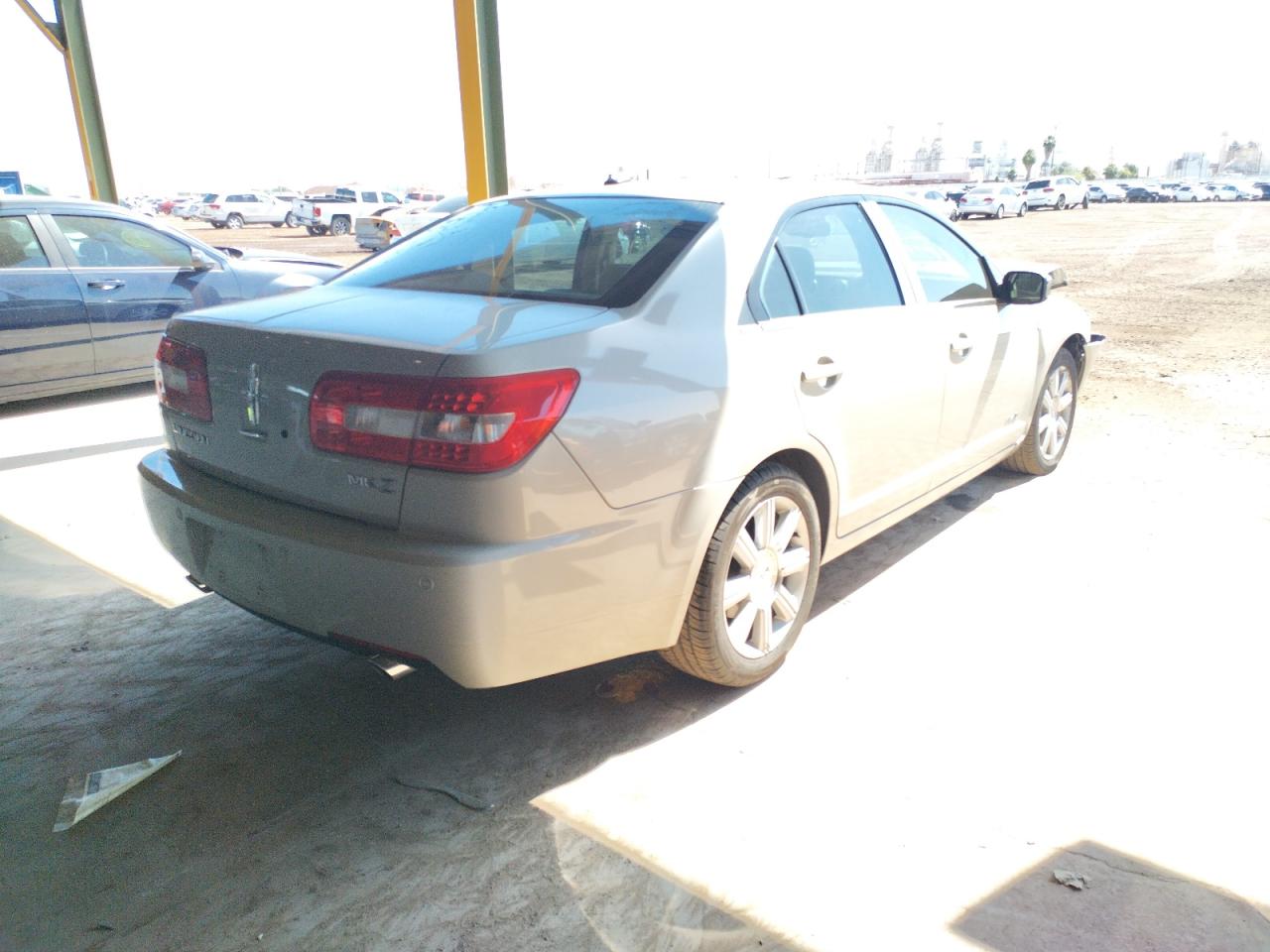 Photo 4 from auction – 2008 LINCOLN MKZ with VIN 3LNHM26T78R636846