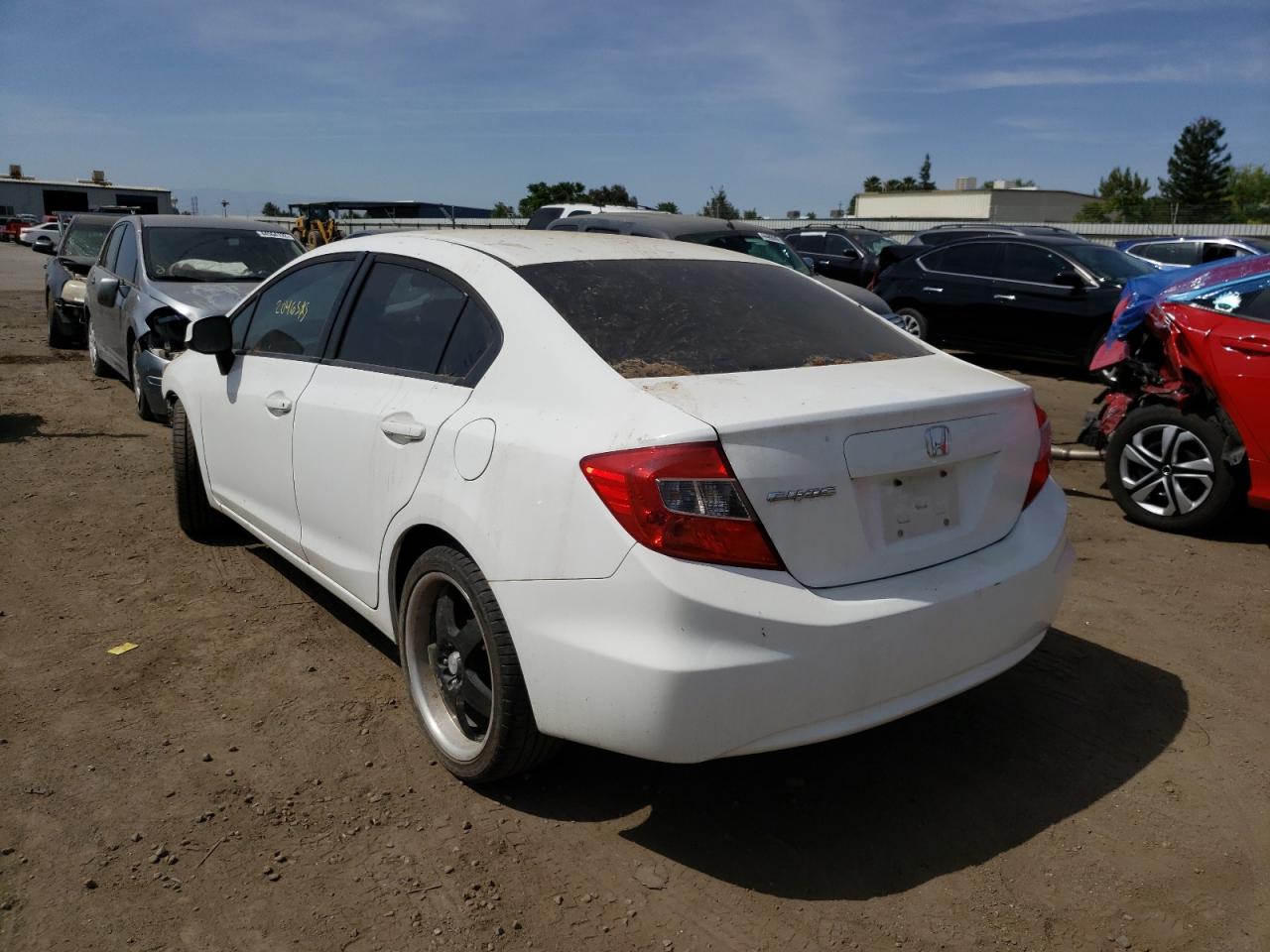 Photo 3 from auction – 2012 HONDA CIVIC LX with VIN 19XFB2F55CE374120
