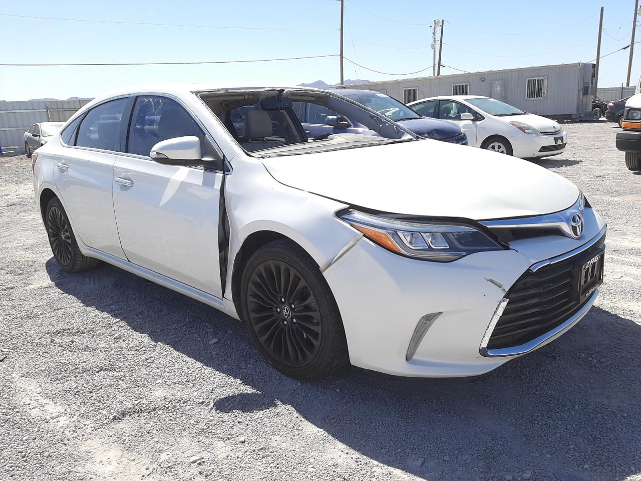 Photo 14 from auction – 2016 TOYOTA AVALON XLE with VIN 4T1BK1EBXGU199656