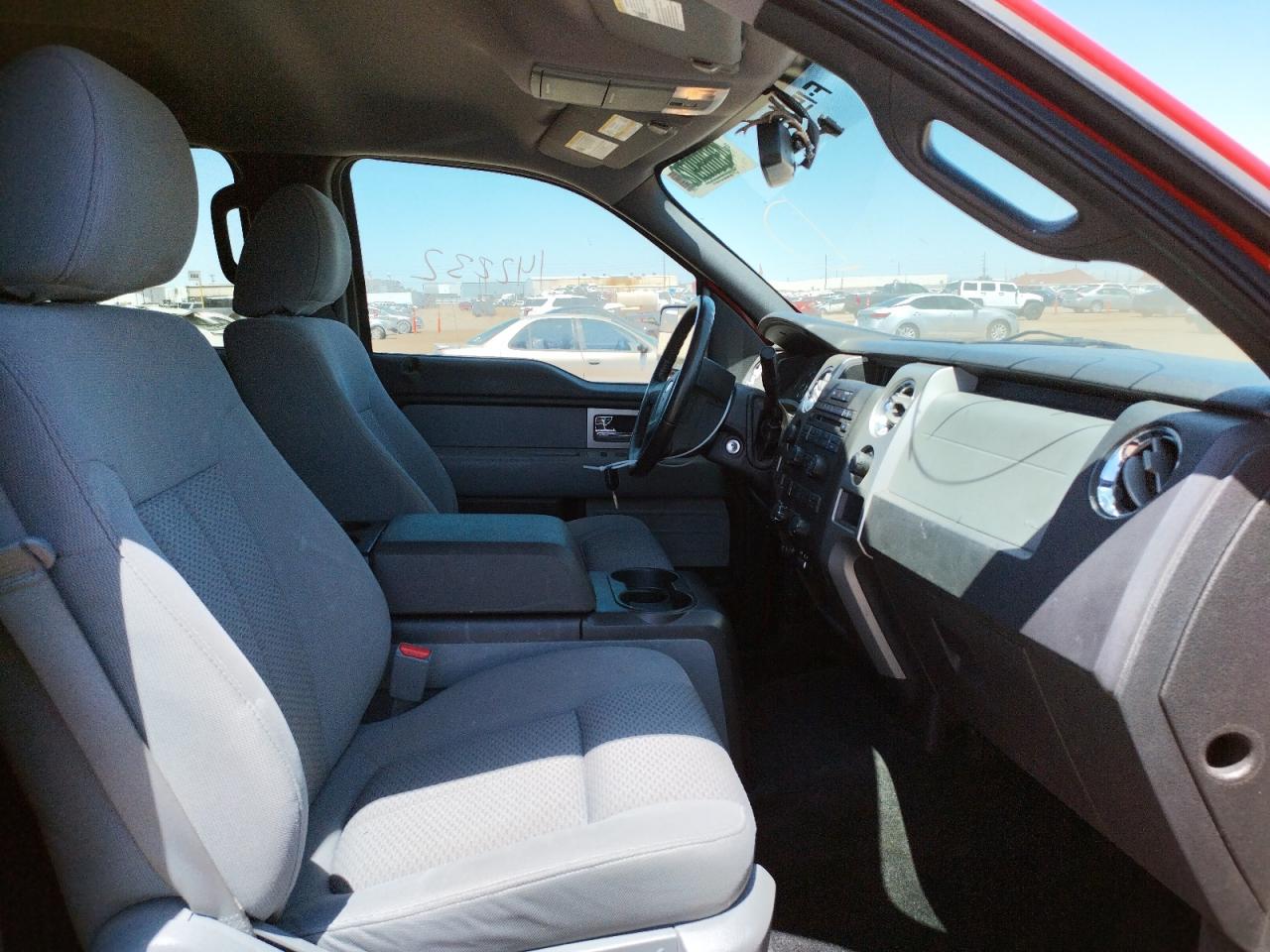 Foto 5 de la subasta – 2011 FORD F150 SUPER con VIN 1FTFW1EF0BFA62784