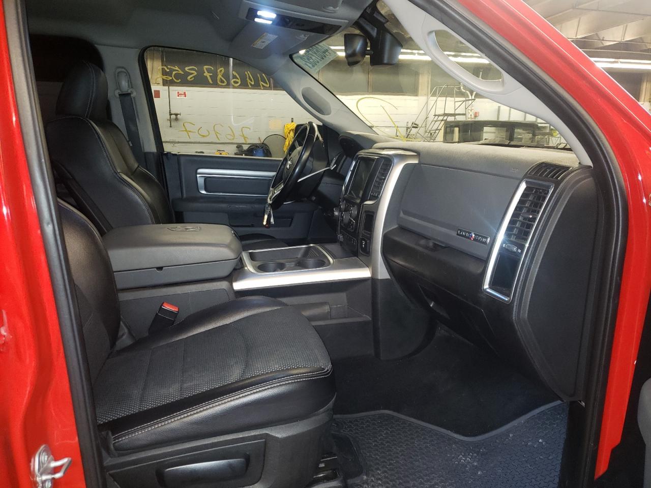 Photo 5 from auction – 2017 RAM 1500 SLT with VIN 1C6RR7LM8HS880537