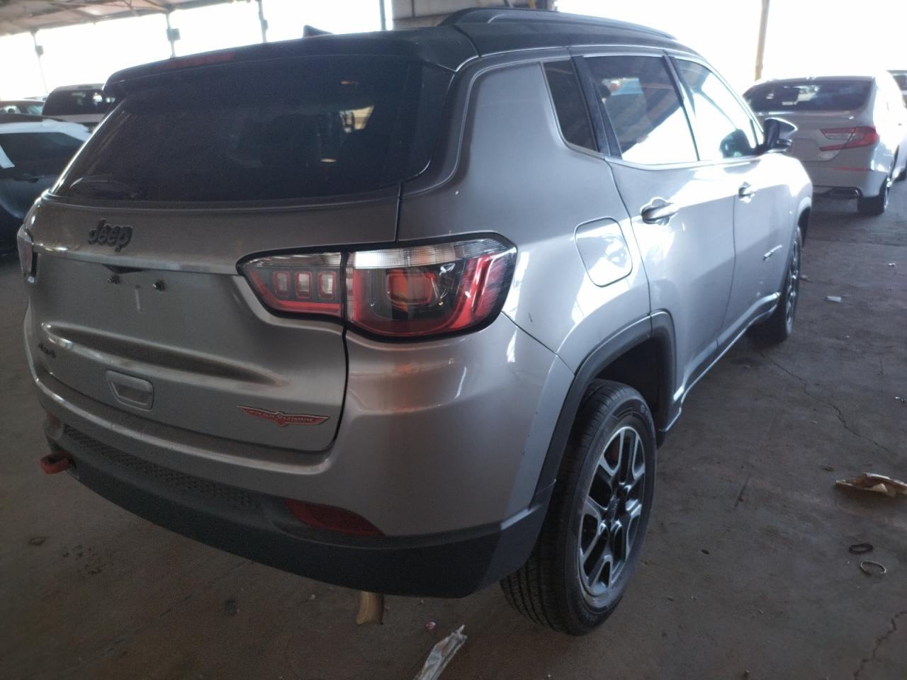 Photo 4 from auction – 2019 JEEP COMPASS TR with VIN 3C4NJDDB2KT747921