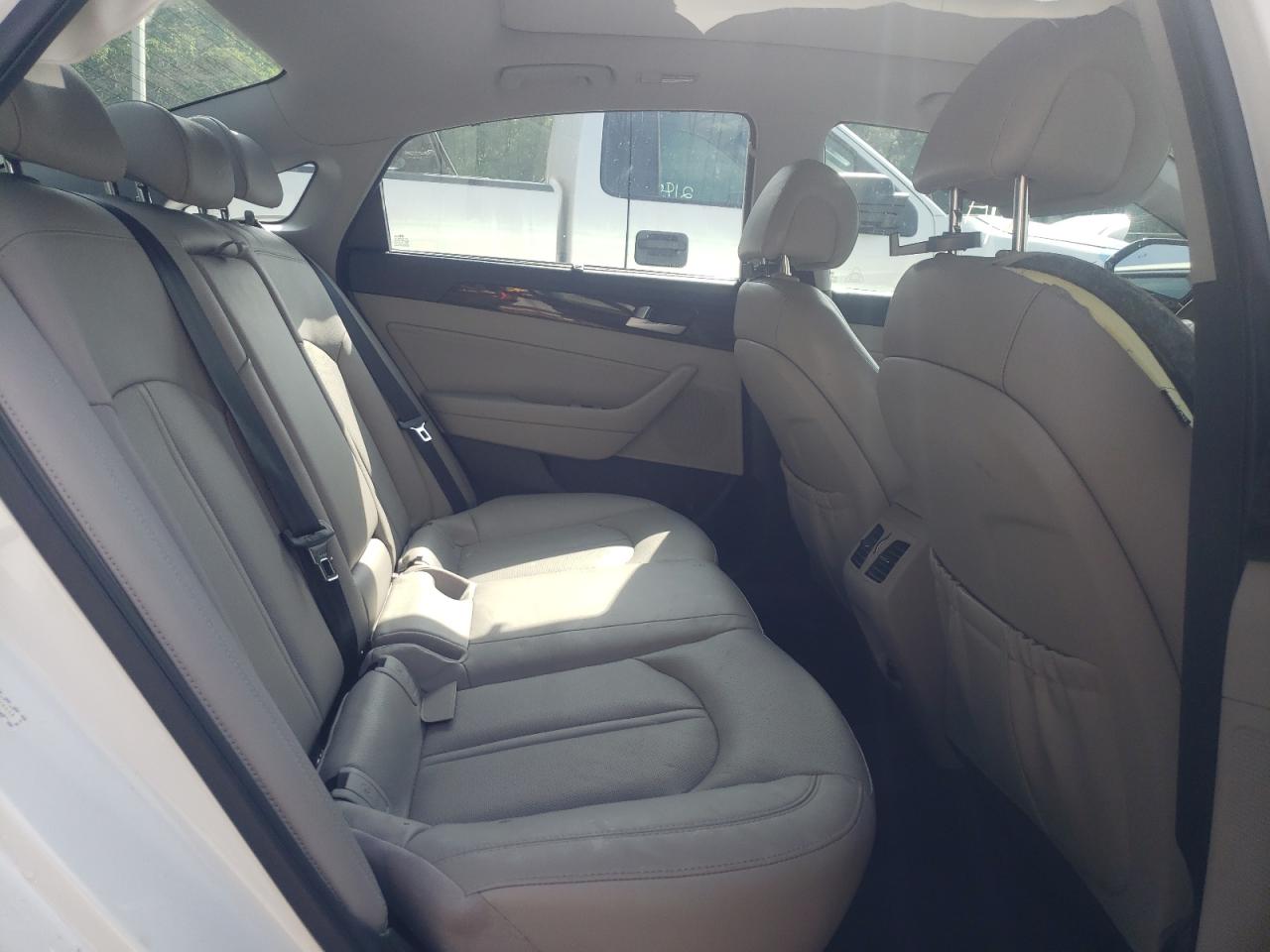 Photo 6 from auction – 2016 HYUNDAI SONATA HYB with VIN KMHE34L19GA026458
