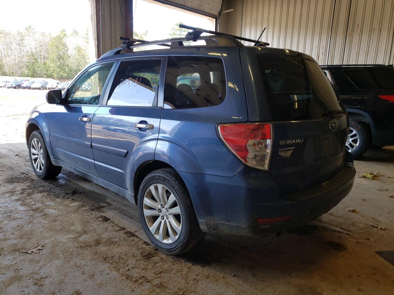 Photo 3 from auction – 2011 SUBARU FORESTER 2 with VIN JF2SHADC4BH713176