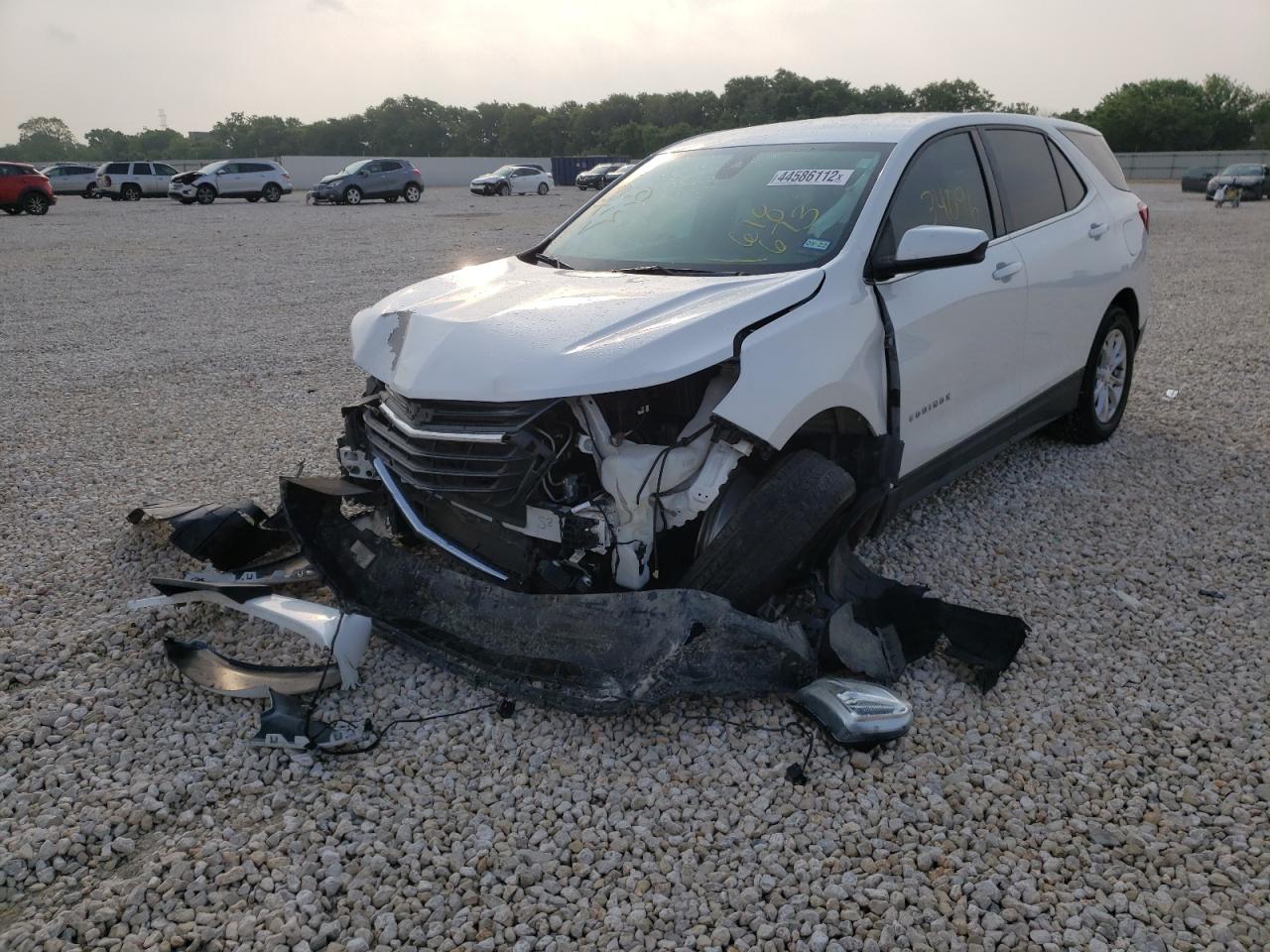 Photo 2 from auction – 2020 CHEVROLET EQUINOX LT with VIN 3GNAXKEVXLS618673