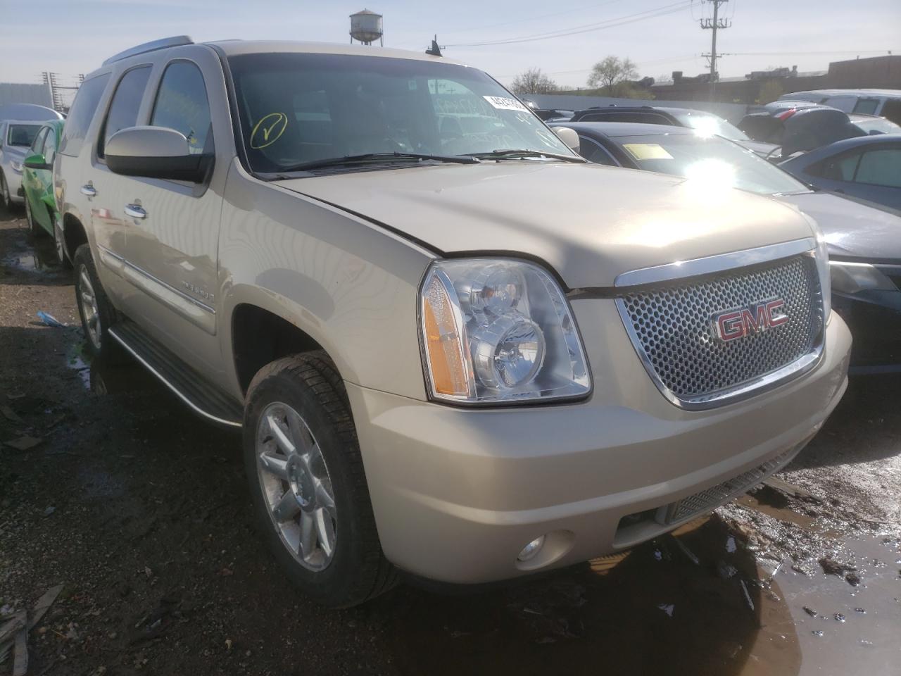 GMC YUKON DENA 2008 with VIN 1GKFK63898J115179 - Photo from auction