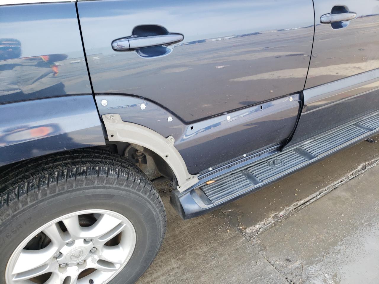 Photo 9 from auction – 2003 LEXUS GX with VIN JTJBT20X130021269