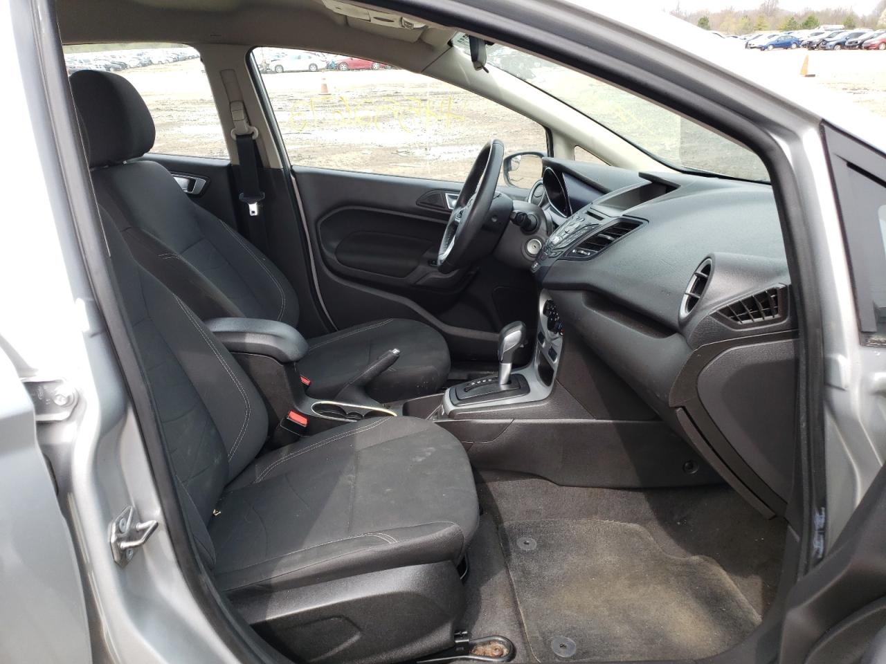 Photo 5 from auction – 2015 FORD FIESTA SE with VIN 3FADP4BJ8FM199319