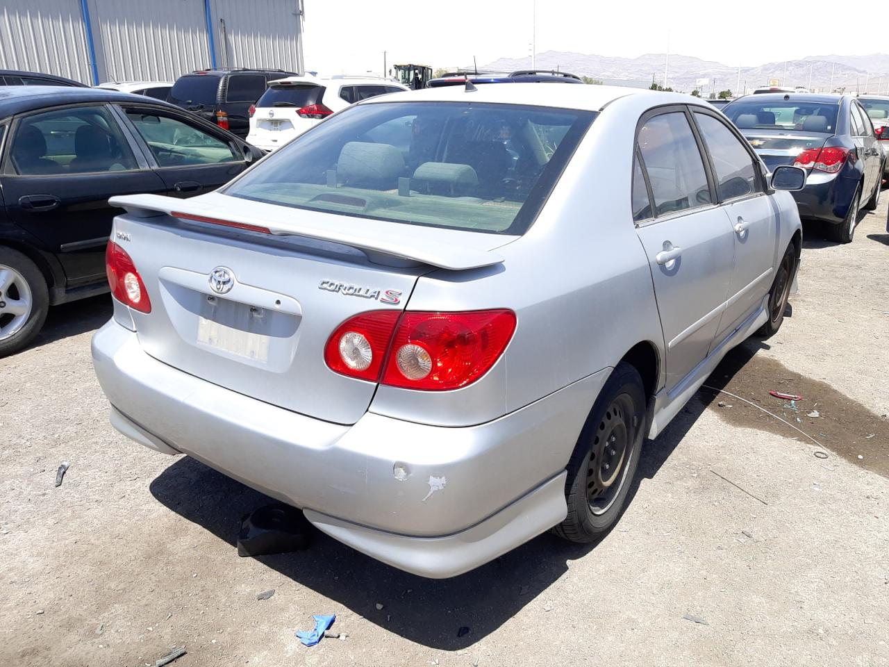 Photo 4 from auction – 2005 TOYOTA COROLLA CE with VIN 1NXBR32E05Z371518