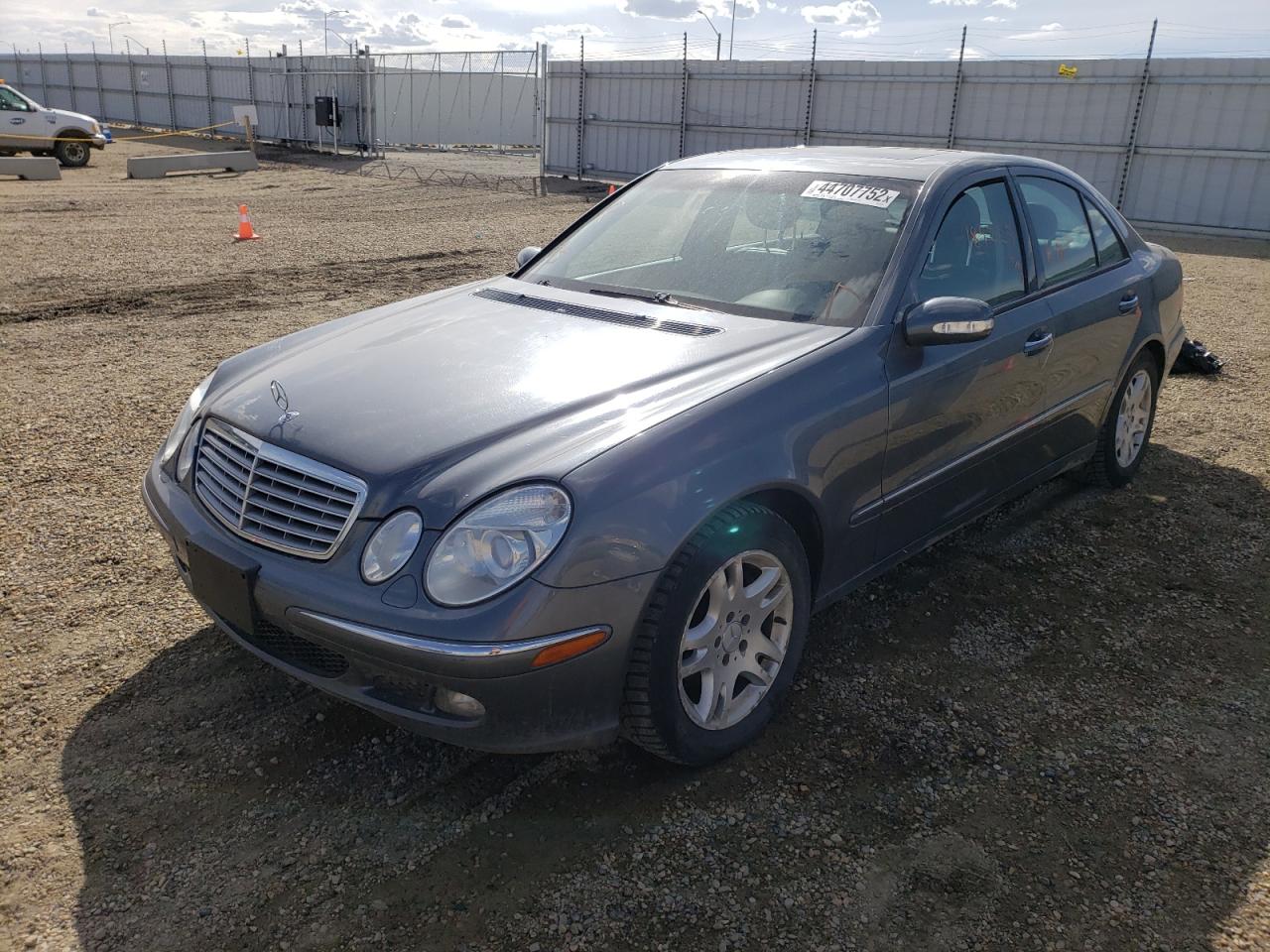 Photo 2 from auction – 2005 MERCEDES-BENZ E 320 with VIN WDBUF65J45A686936