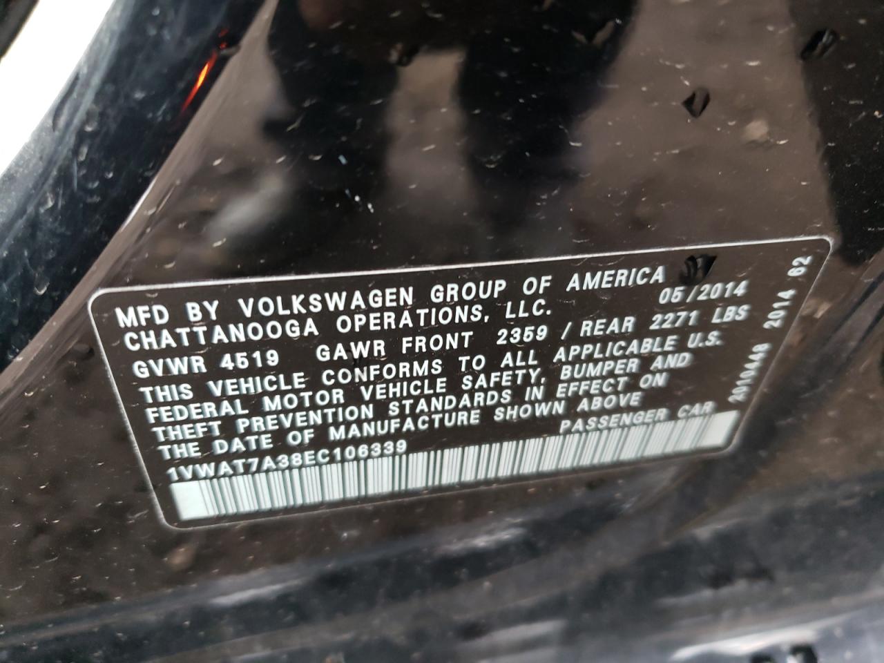 Photo 10 from auction – 2014 VOLKSWAGEN PASSAT S with VIN 1VWAT7A38EC106339
