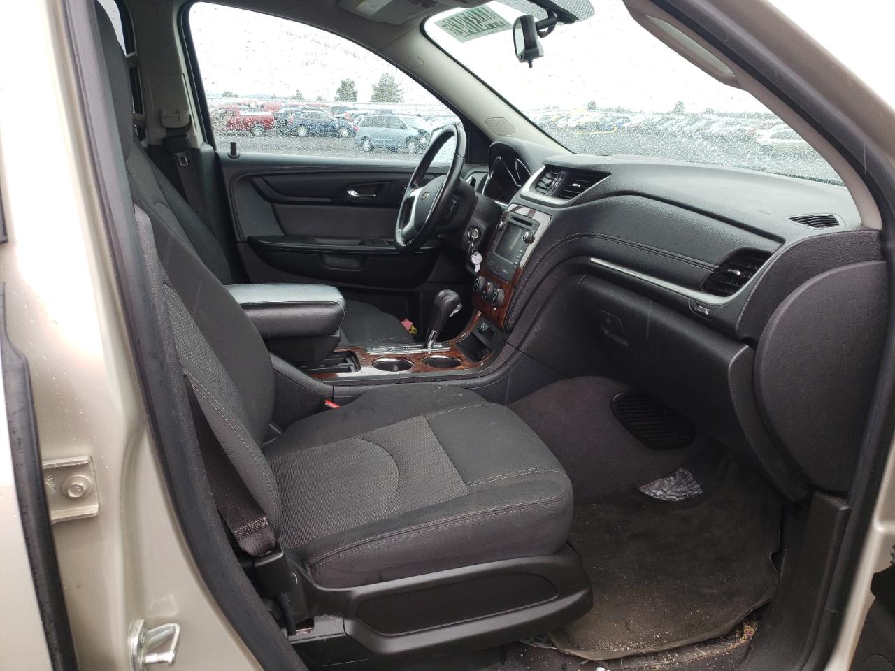 Photo 5 from auction – 2013 CHEVROLET TRAVERSE L with VIN 1GNKRGKD8DJ166183