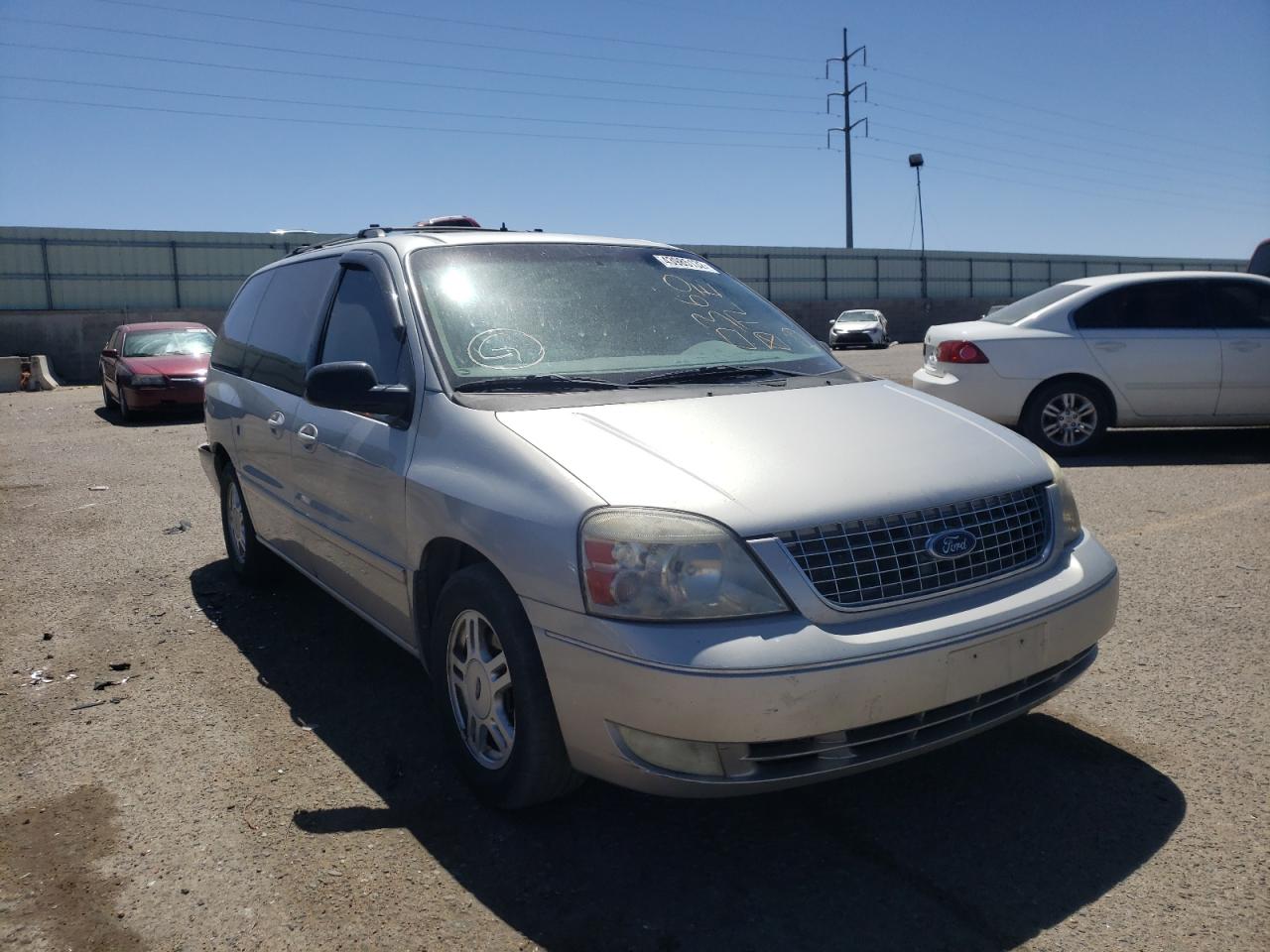 FORD FREESTAR S 2005 con VIN 2FMZA52285BA18098 - Foto de la subasta