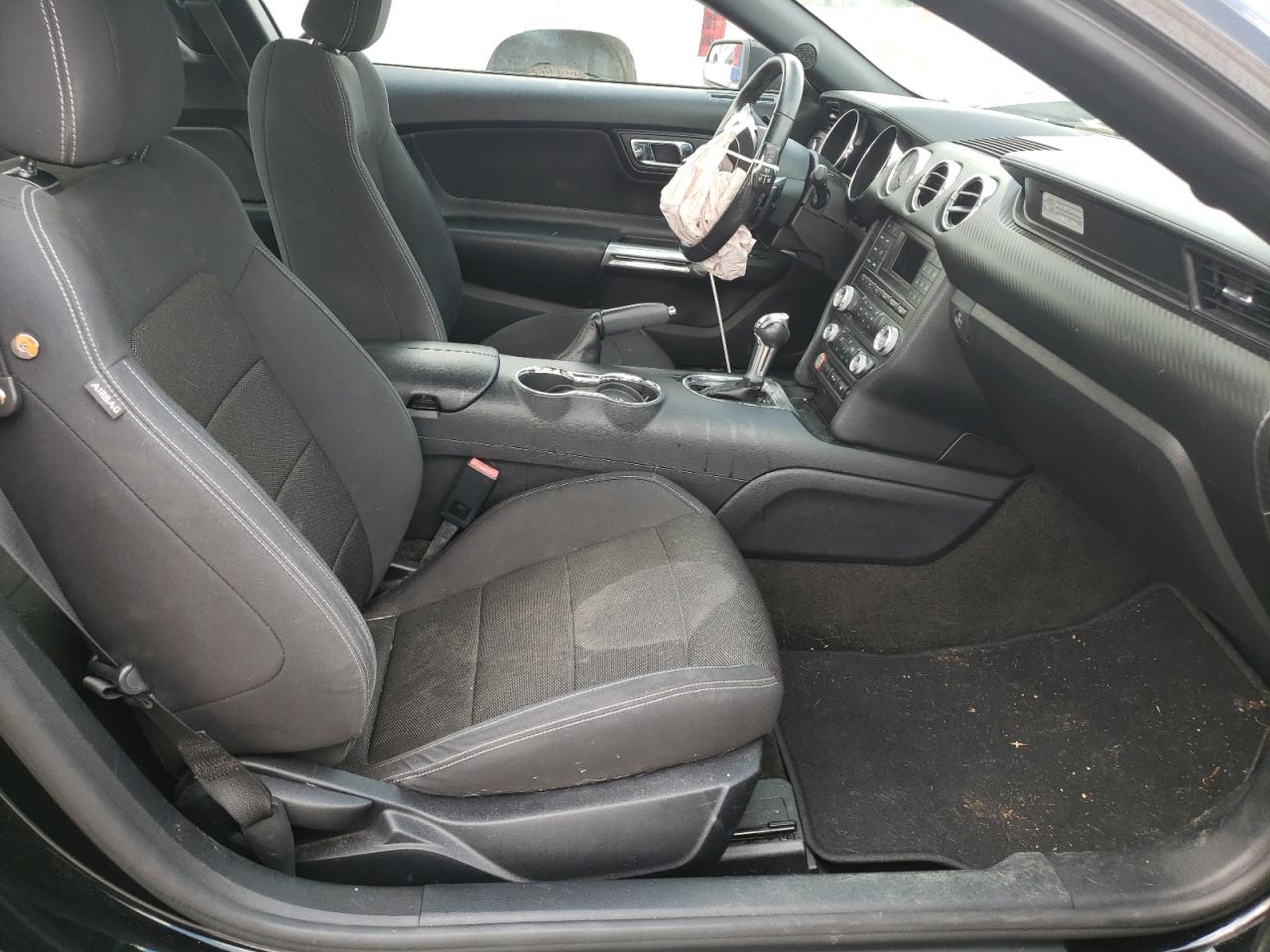 Photo 5 from auction – 2016 FORD MUSTANG with VIN 1FA6P8AM1G5264398