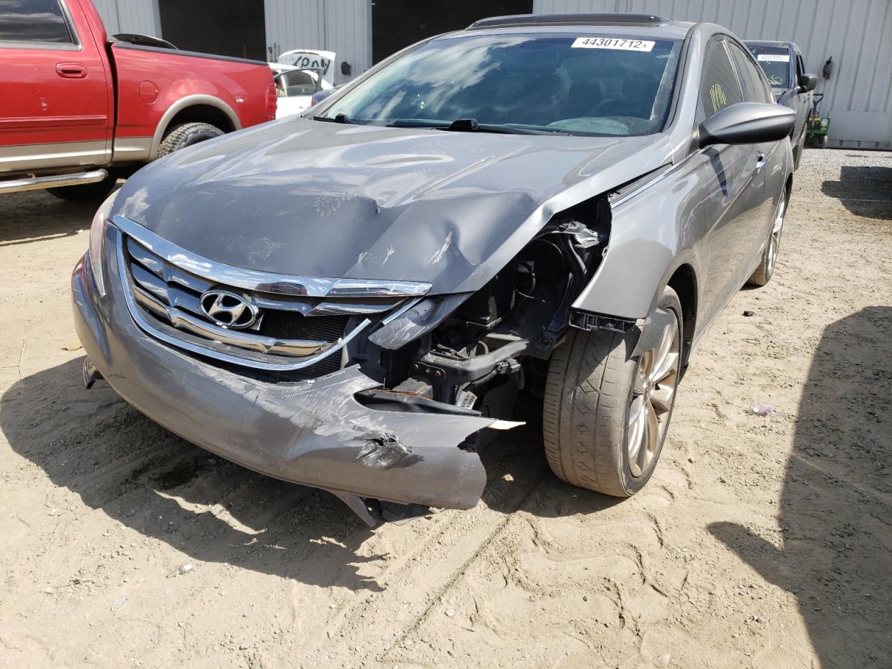 Photo 9 from auction – 2013 HYUNDAI SONATA SE with VIN 5NPEC4AC3DH553084