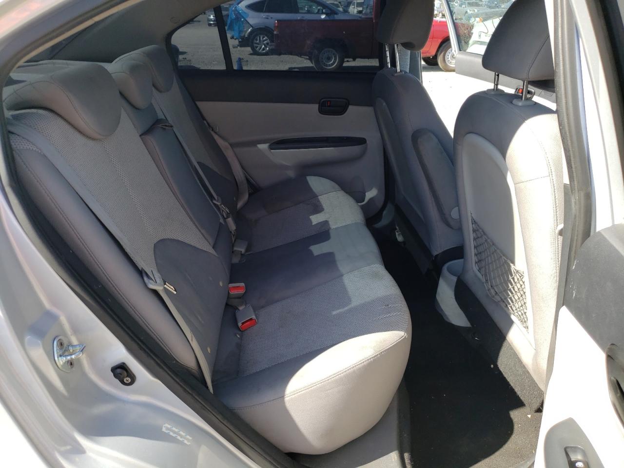 Photo 6 from auction – 2011 HYUNDAI ACCENT GLS with VIN KMHCN4AC2BU618670