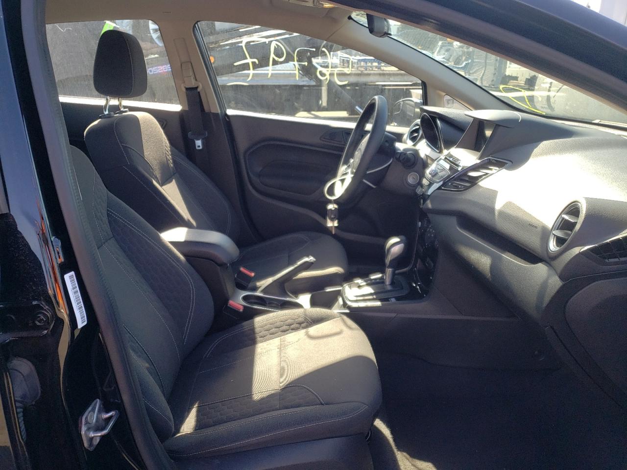 Photo 5 from auction – 2019 FORD FIESTA SE with VIN 3FADP4EJ9KM138549