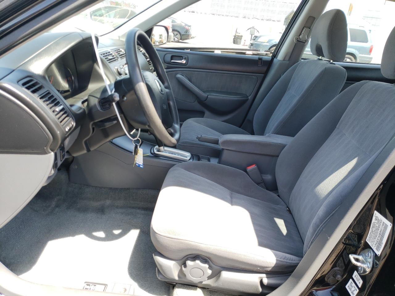 Photo 5 from auction – 2003 HONDA CIVIC LX with VIN 2HGES16583H512468