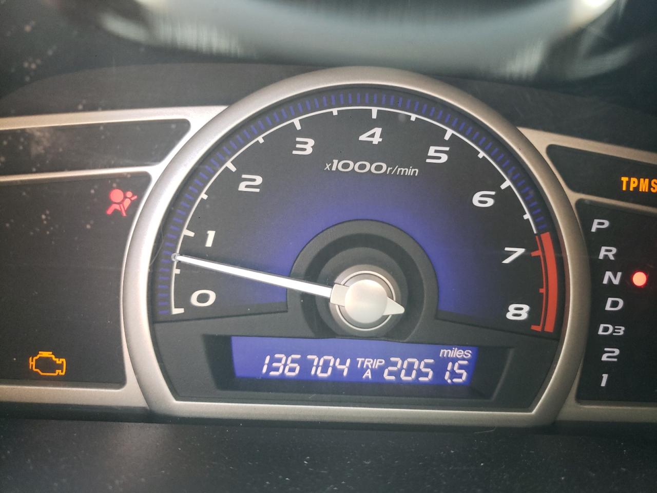 Photo 8 from auction – 2010 HONDA CIVIC LX with VIN 19XFA1F57AE044991