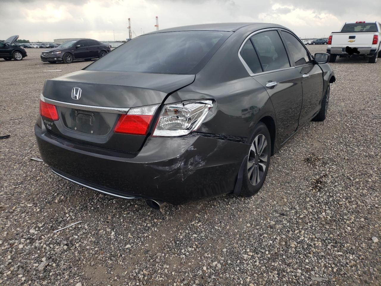 Photo 4 from auction – 2014 HONDA ACCORD LX with VIN 1HGCR2F33EA212068