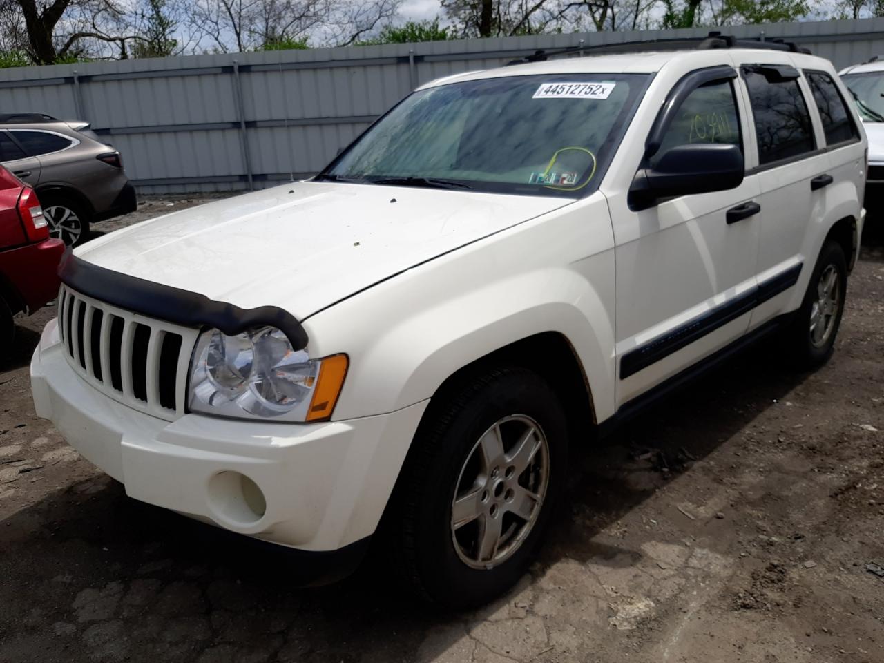 Photo 2 from auction – 2005 JEEP GRAND CHER with VIN 1J4GR48K15C722658